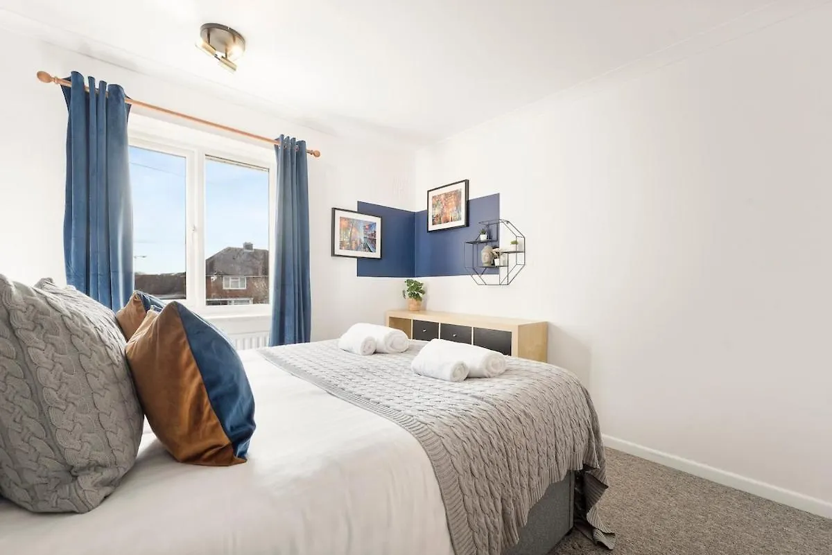 Moonlit Bloom Apartment Bournemouth United Kingdom